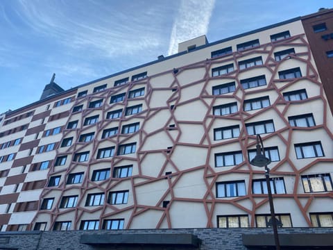 Appartement moderne 7 pers. avec babyfoot, buanderie et vue sur le lac - FR-1-641-2 Apartment in Tignes