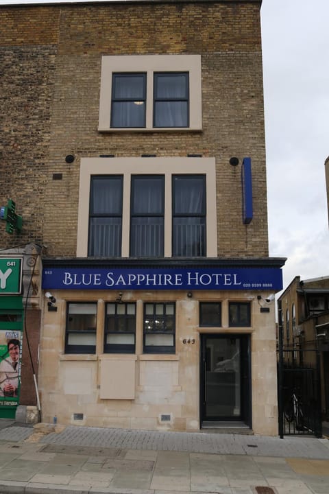 Blue Sapphire Hotel Hotel in Ilford