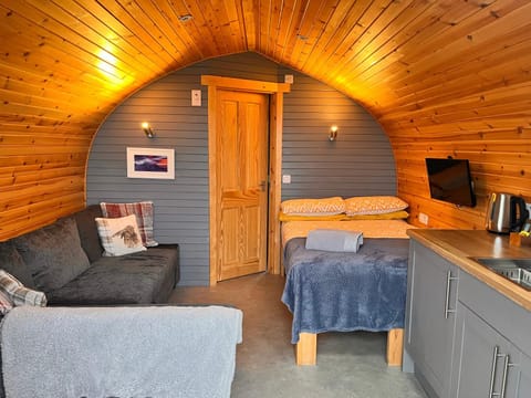 Sea Breeze Pod Apartment in Scotland
