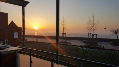 Balcony/Terrace, Sea view, Sunset