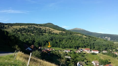 Neighbourhood, Natural landscape, Mountain view