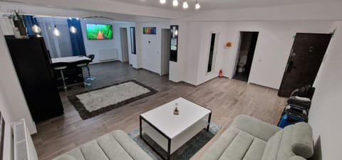 Communal lounge/ TV room, TV and multimedia, Living room