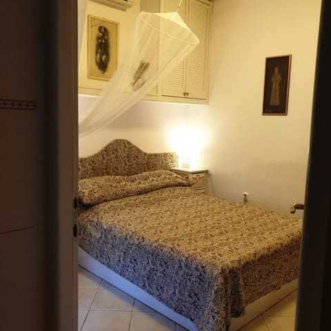 Apartment for max 7 pers in Mali Losinj with terrace, air conditioning, WiFi, washing machine 4913-3 Wohnung in Mali Losinj