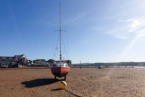 Sea Breeze, gorgeous 2 bed apartment in Exmouth Apartment in Exmouth
