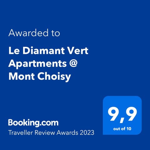 Le Diamant Vert Apartments @ Mont Choisy Condominio in Trou-aux-Biches