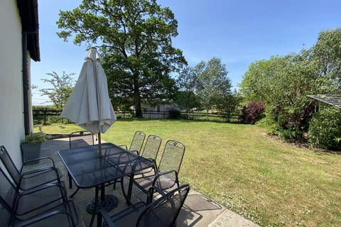 Patio, BBQ facilities, Garden, Garden view