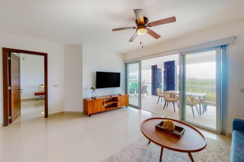 Hakuna Matata 725N at Mareazul Beachfront Apartment in Playa del Carmen