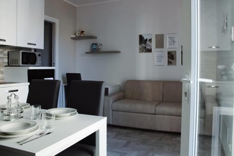 GF Holiday Suite 2 Apartment in Varazze