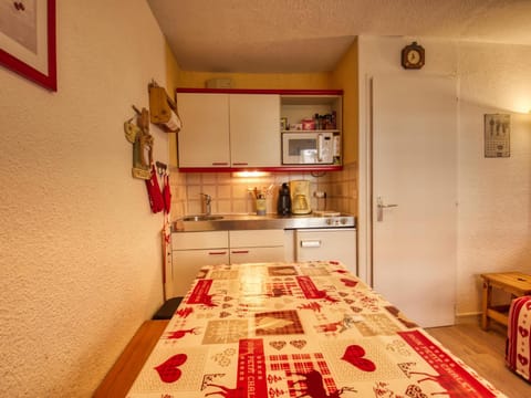 Charmant studio 4 pers. pied pistes, balcon, cuisine équipée - FR-1-642-51 Apartment in Morillon