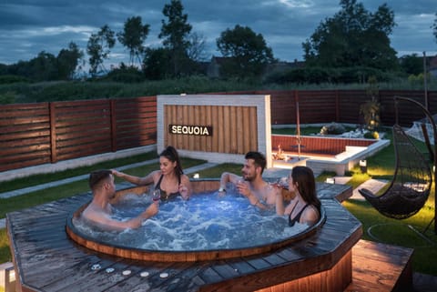 Property building, Hot Tub, Alcoholic drinks