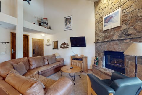 The Pines Condo Unit 2044 Apartment in Keystone