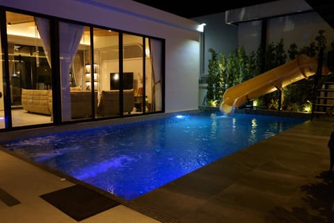 Movenpick Pool villa by Angkana Villa in Pattaya City
