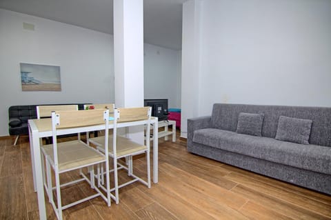 Mercado Huelin Apartments Apartment in Malaga