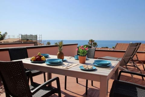 Patio, Sea view