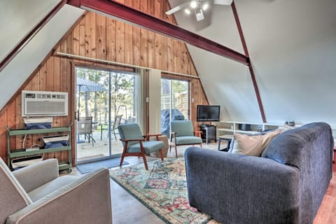 Cozy Toledo Bend A-Frame with Waterfront Views! Maison in Toledo Bend Reservoir