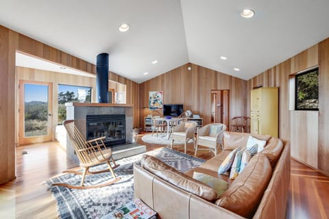 Cypress Meadow House in Sonoma County