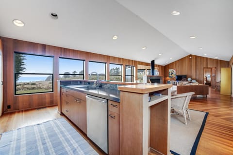 Cypress Meadow House in Sonoma County