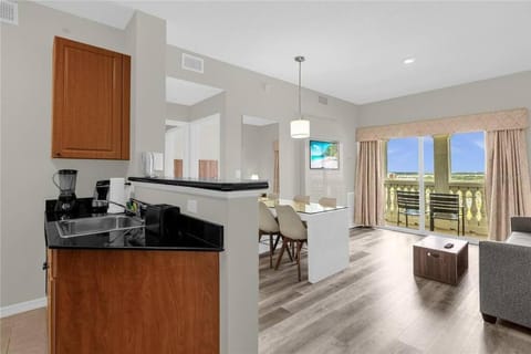 Premier Resort Condos Near Disney & Universal Apartment in Orlando