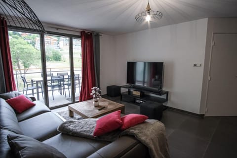 SUPERB apt with BALCONY in BRIANÇON Apartment in Briançon