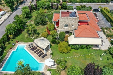 Bird's eye view, Pool view