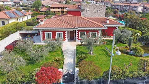 Property building, Garden, Garden view