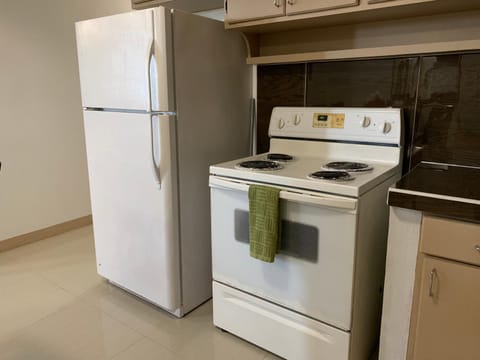 Joe's Place- Private 3 Bedroom Apartment Condo in Guam