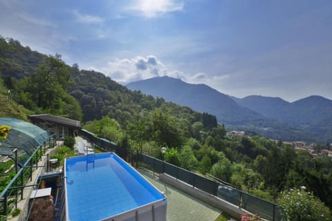 Balcony/Terrace, Mountain view, Swimming pool