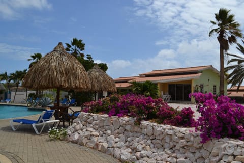 Facade/entrance, Garden, Swimming pool