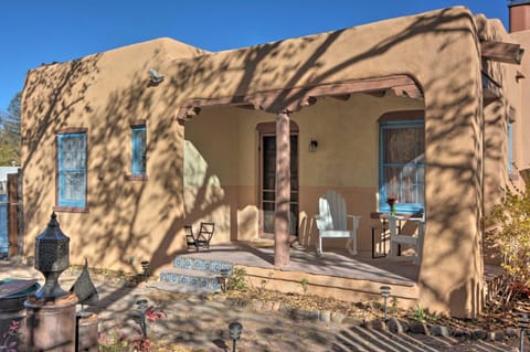 Cozy Adobe Casita 1 Mile to Santa Fe Plaza! House in Santa Fe