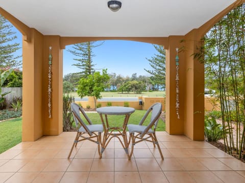 Patio, Spring, Day, Garden, View (from property/room), Balcony/Terrace, Dining area, Garden view