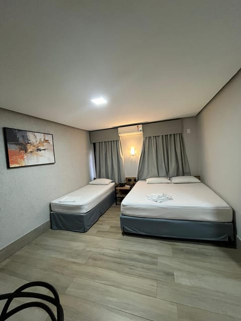 Bed, Photo of the whole room, Bedroom, air conditioner