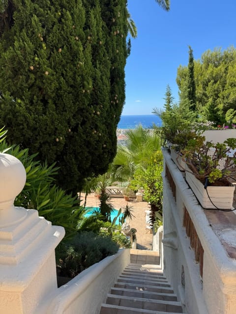 Somptuous exotic villa in Cannes Villa in Cannes