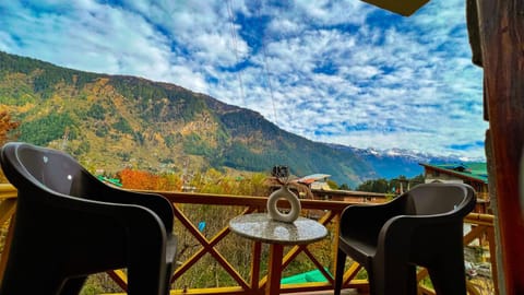 Day, Natural landscape, View (from property/room), Balcony/Terrace, Mountain view