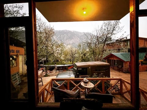 Spring, Day, View (from property/room), Balcony/Terrace, Mountain view