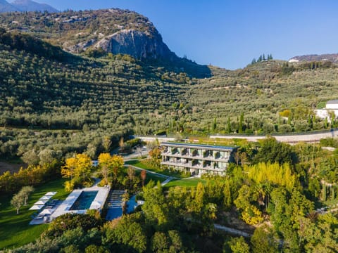 Property building, Bird's eye view, Garden, View (from property/room), Garden view, Swimming pool