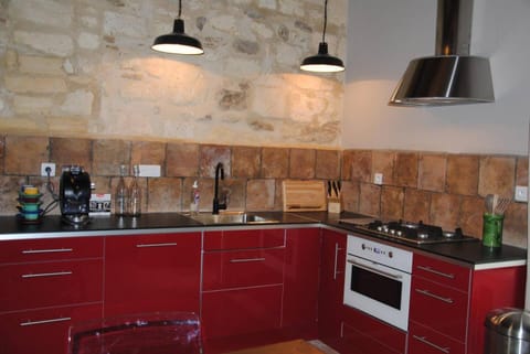 Le Mas de Lucas House in Arles