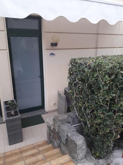 La Casa di Anna, in palazzina liberty fronte parco Apartment in Bordighera