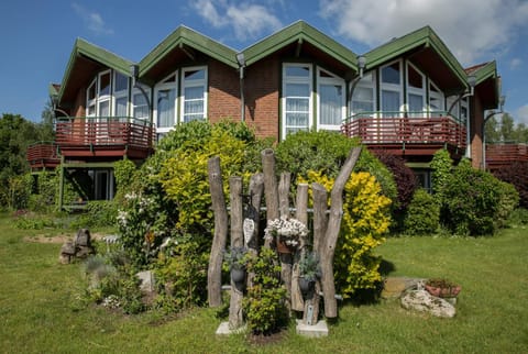 Property building, Garden
