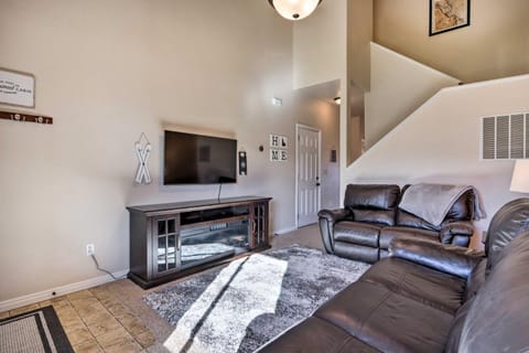 Cozy Donnelly Townhome Less Than 6 Mi to Fish and Ski! Casa in Valley County