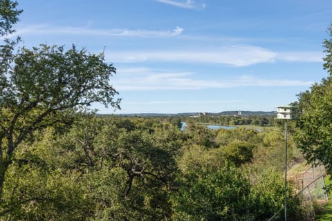 Guadalupe Bluff Log Cabin Apartment in Kerrville