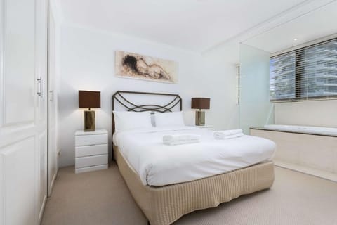 Premiere Apartments Condo in Surfers Paradise