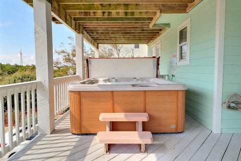 1502 Searenity 3 Min Walk to Beach House in Corolla