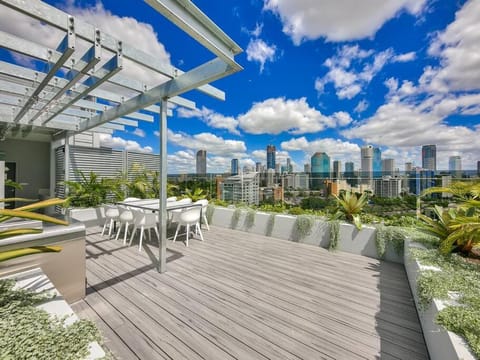 Lovely 2 Bedroom Executive Apartment Apartment in Kangaroo Point