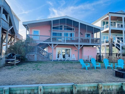 Changes In Latitude home House in Holden Beach