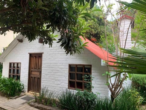 Cabaña del Pedregal Chalet in San Cristobal de Casas