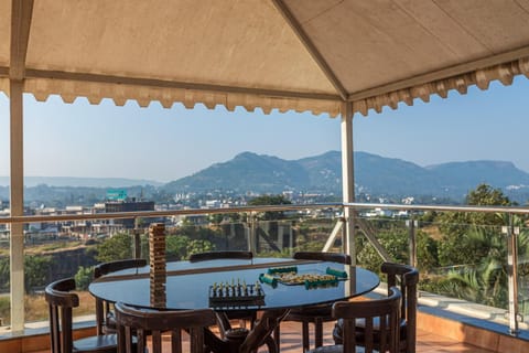 View (from property/room), Balcony/Terrace, Seating area, Mountain view