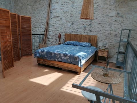 LE LOFT Apartment in Casteljaloux