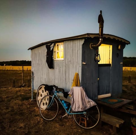 Night, People, Cycling, Cycling, Bedroom