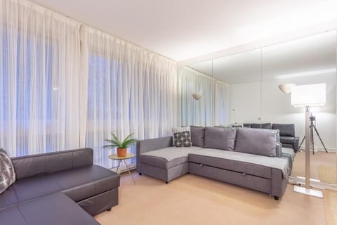 Luxury Living in Saint Germain Apartment in Paris