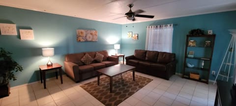 Spotless Updated Condo with Pool - Habitat unit 7 Eigentumswohnung in South Padre Island